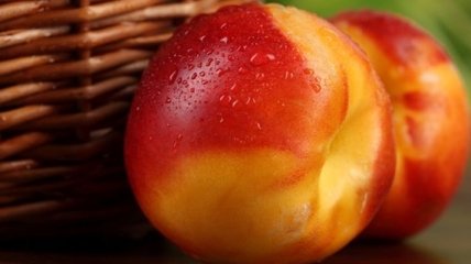 Персики являются самыми полезным фруктами