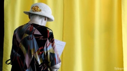 Аваков: Избирательные участки в Донецкой и Луганской областях открылись 