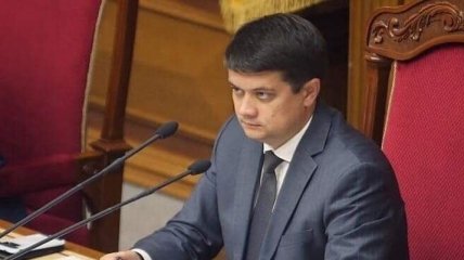 Разумков: Государство не будет платить за поездку депутатов на Давосский форум