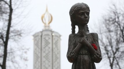 Во Франции установят доску в память жертв Голодоморов