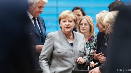 "Впереди еще много шагов": Меркель подтвердила встречу "нормандского формата"