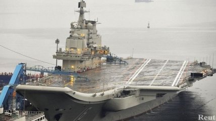 Переоборудованный украинский крейсер стал китайским авианосцем
