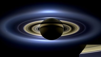 Космический корабль "Cassini" сгорел в атмосфере Сатурна (Видео)