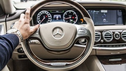 Презентация нового внедорожника от Mercedes: известна дата