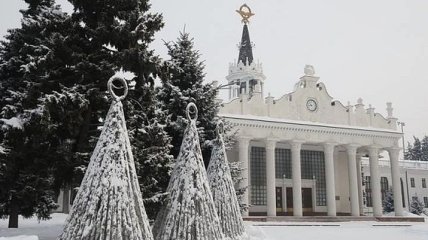 Харьковскую область засыпало снегом (Видео)
