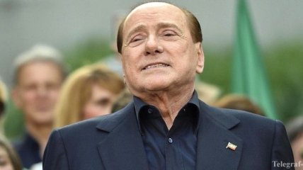 Берлускони обратился к болельщикам "Милана"