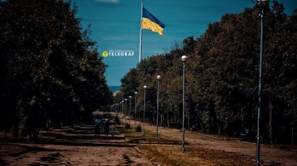 Украинские защитники отметили праздник национального символа
