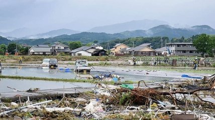 Наводнения и оползни в Японии забрали уже десятки жизней