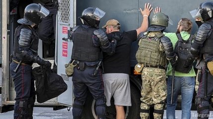 Протесты в Беларуси: координаторов массовых беспорядков задержали в Минске