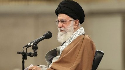 "Это пока лишь пощечина": Иран требует от США покинуть регион