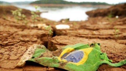 Прорыв дамбы в Бразилии: 7 человек погибло, еще 200 пропали без вести 