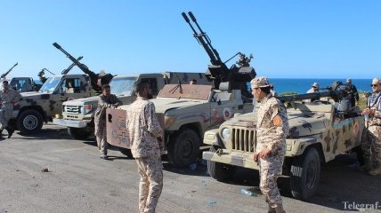 Наступление на Триполи: Иностранные государства начали эвакуацию персонала