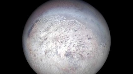 Астрономы на спутнике Нептуна обнаружили экзотическую форму льда