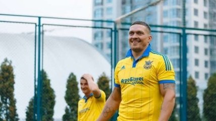 "Мы становимся дикарями": Усик дал совет украинским болельщикам
