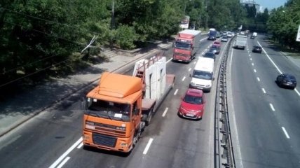 В Киеве из-за осложнения погодных условий ограничат въезд грузовиков 