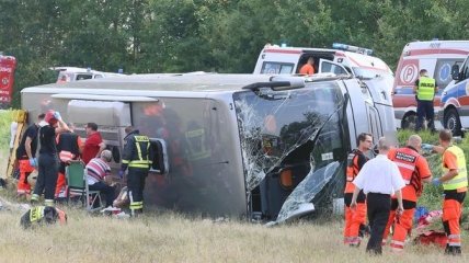 Больше десяти человек пострадало во время ДТП в Польше