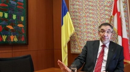 Мяч на поле Украины: Посол Канады объяснил ситуацию с поставками оружия