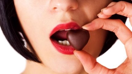 Великобританцы изобрели шоколад против морщин