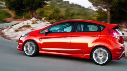 Ford представит в Женеве более мощный Fiesta ST