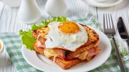 Сендвіч з яйцем — швидкий та корисний сніданок