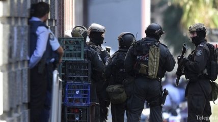Заложница в кафе Сиднея погибла от пули полицейского