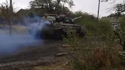 Батальон "Киевская Русь" отбивает атаки боевиков (Видео)