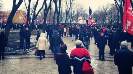 Луценко выступил на митинге "Вставай, Украина!"