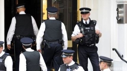 На посольство России в Лондоне совершено нападение