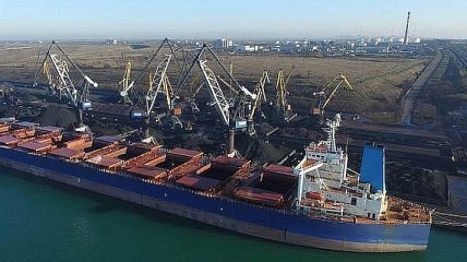 В Украину прибыло очередное судно с углем из США