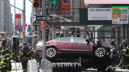 Наезд на пешеходов на Таймс-сквер: водитель скрывался от полиции 
