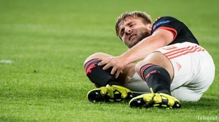 Двойной перелом ноги в первом туре Лиги чемпионов (Видео)