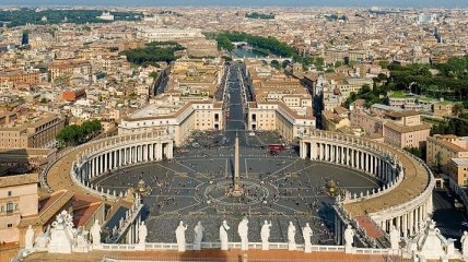 Ватикан обвиняет СМИ