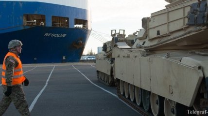 В ФРГ собирают боевую технику для операции "Atlantic Resolve"