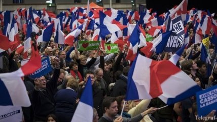 Во Франции начался второй тур "праймериз" правоцентристов