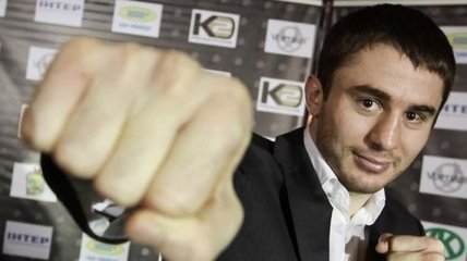 В андеркарте боя Кличко - Дженнингс выступит чеченский боксер