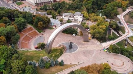 "Мост Кличко" опять открыли для посещения (Видео)
