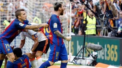 Скандал в матче "Валенсия" - "Барселона": Месси оскорбил болельщиков "Летучих мышей"
