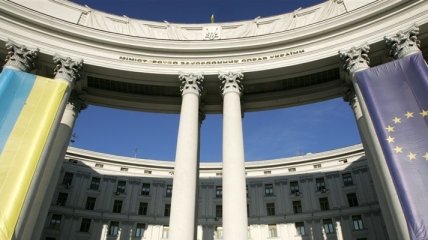 МИД России и Украины готовят встречу глав ведомств в Женеве