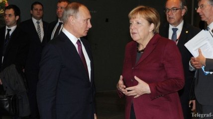 Меркель обсудит с Путиным Донбасс