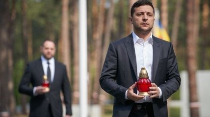 Зеленський вшанував пам'ять жертв політичних репресій