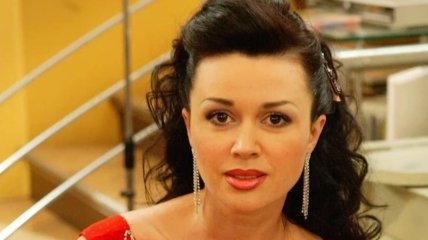 Анастасія Заворотнюк знущалась над українською мовою в серіалі "Моя прекрасна няня"