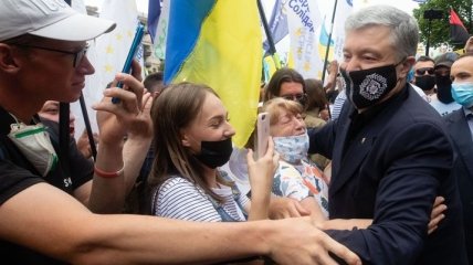 Ар'єв: Офіс генпрокурора відкрив справу через можливе стеження за Порошенком