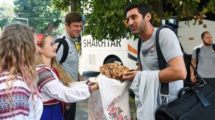 Шахтер в Чернигове встретили хлебом-солью