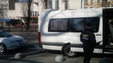 Карантин: в Киеве проверяли городских перевозчиков 