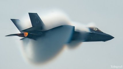 Великобритания наращивает силу в воздухе самолетами F-35B