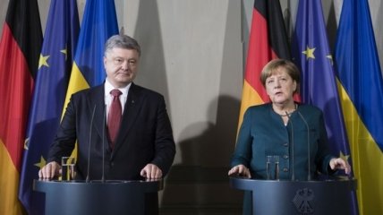Порошенко и Меркель обсудили вопрос освобождения заложников