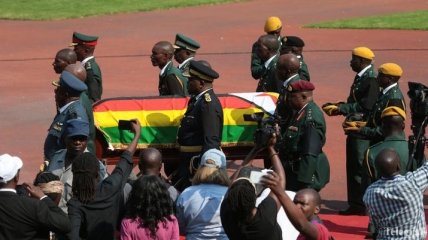 Экс-президента Зимбабве не похоронят на аллее национальных героев в столице