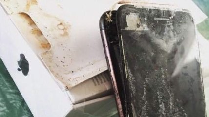 iPhone 7 взорвался в руках у владельца