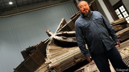 Китайский художник Ай Вэйвэй оштрафован на $2,36 млн  