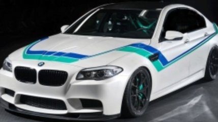 Новую версию BMW M5 представили на автошоу SEMA 2012